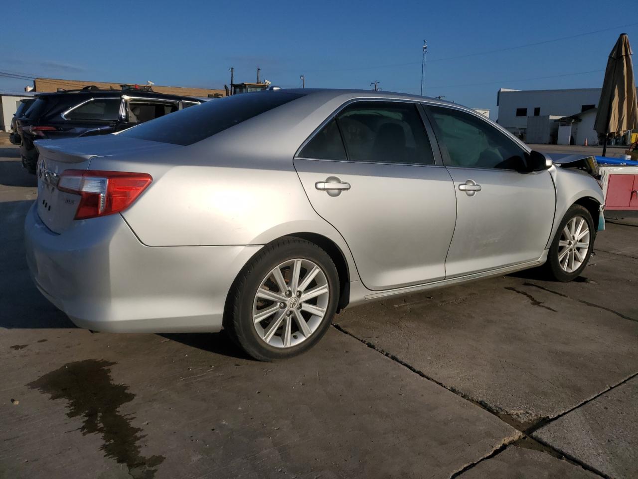 Photo 2 VIN: 4T4BF1FK3CR171152 - TOYOTA CAMRY 