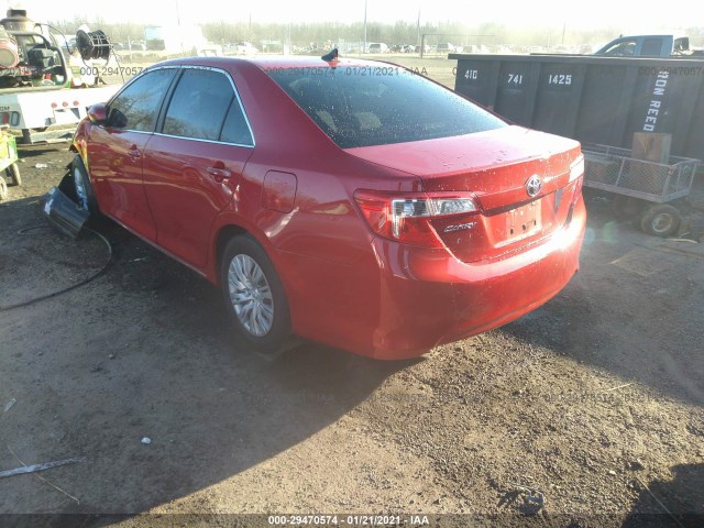 Photo 2 VIN: 4T4BF1FK3CR174519 - TOYOTA CAMRY 