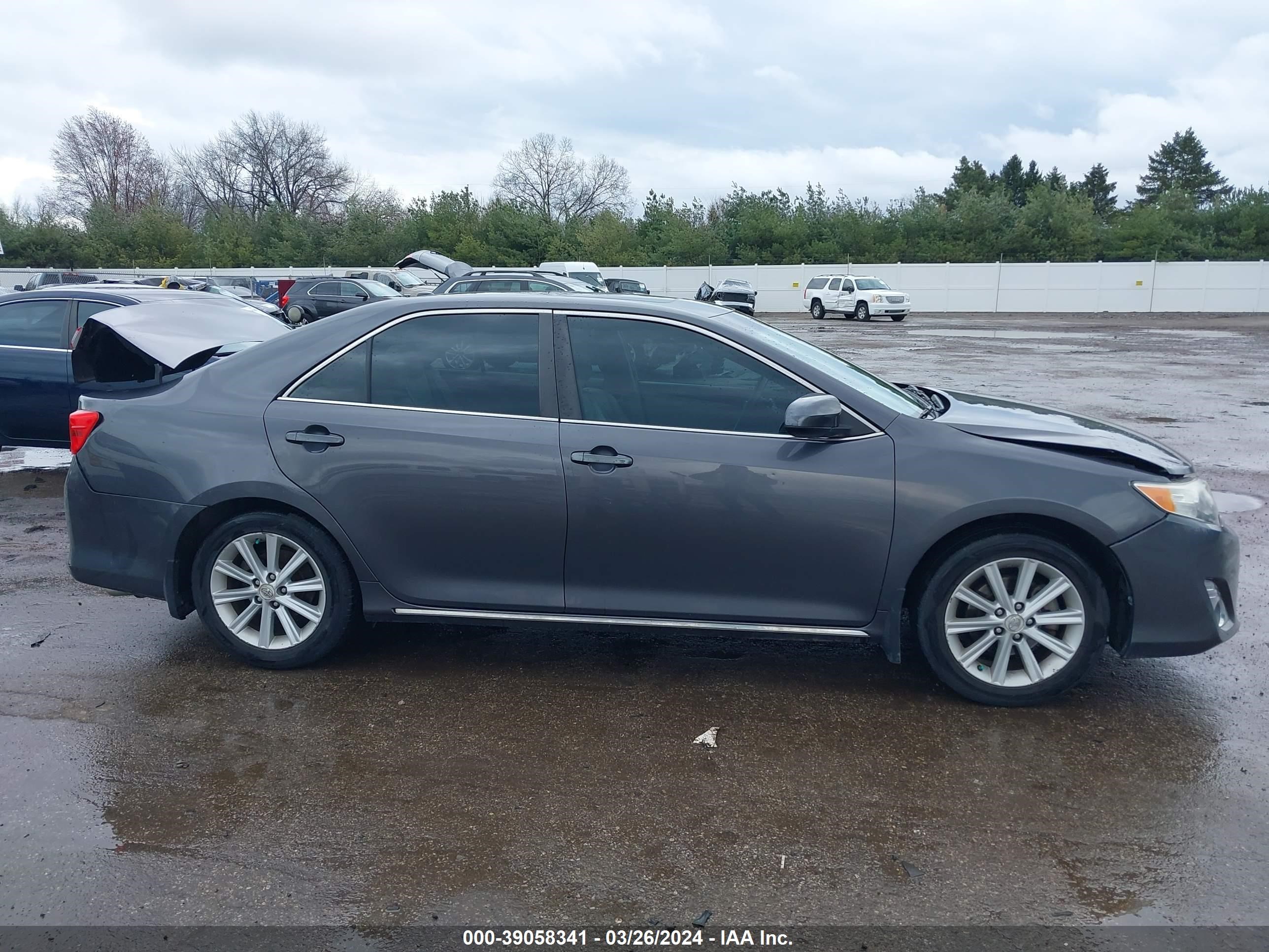 Photo 12 VIN: 4T4BF1FK3CR211391 - TOYOTA CAMRY 