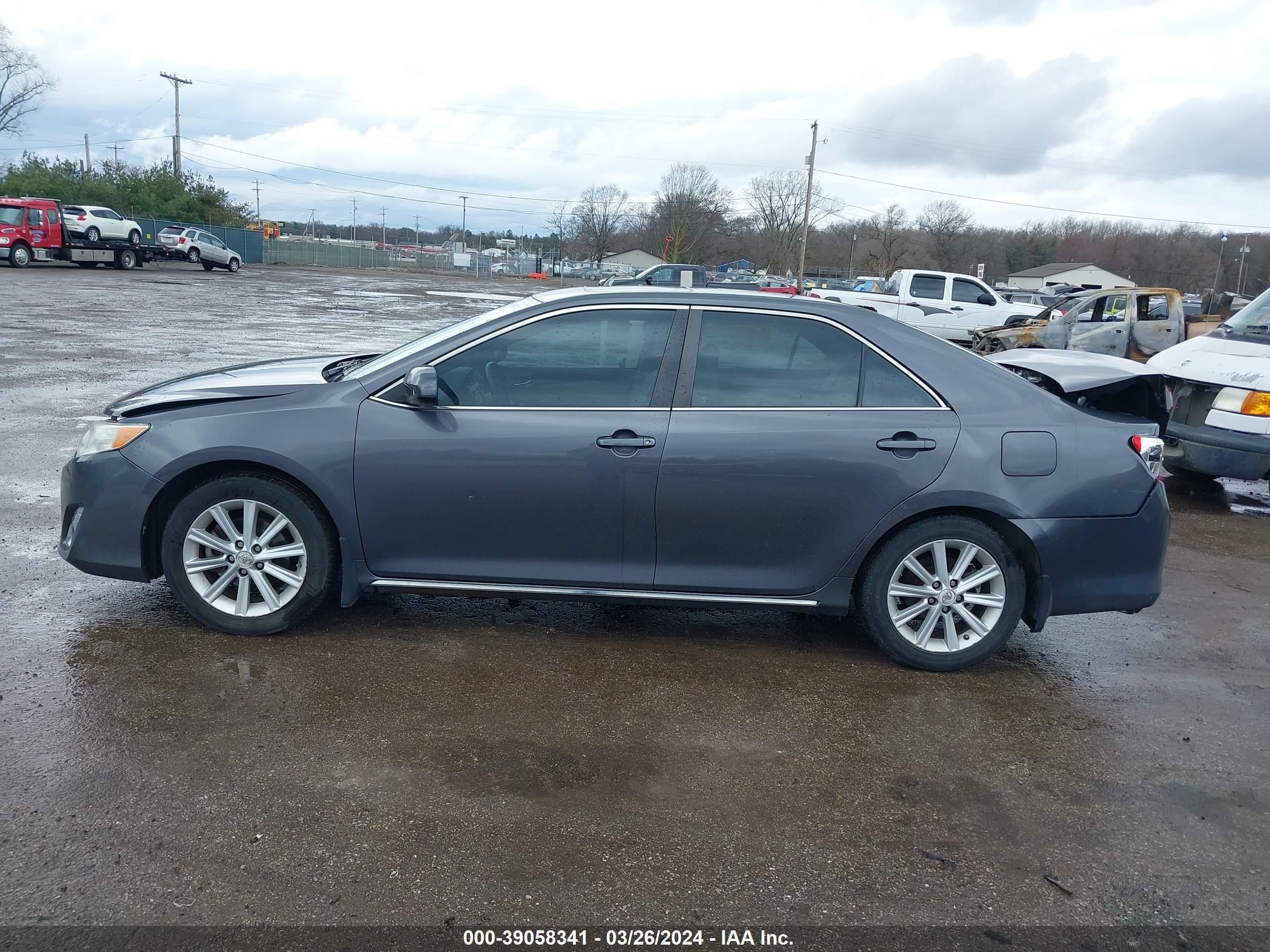 Photo 13 VIN: 4T4BF1FK3CR211391 - TOYOTA CAMRY 