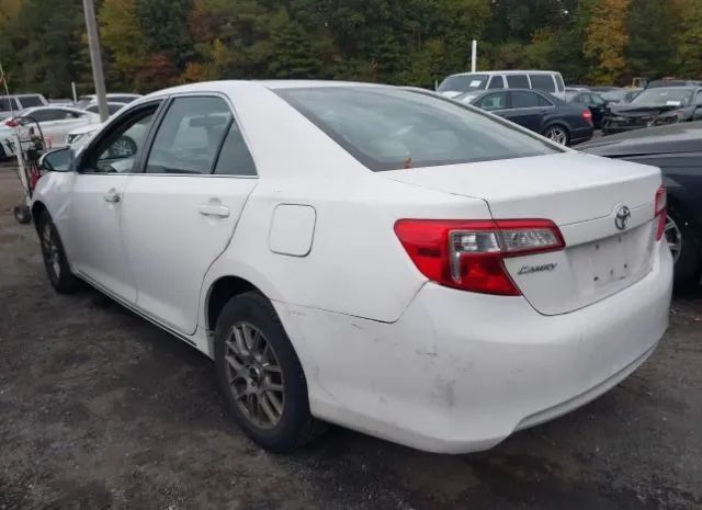 Photo 2 VIN: 4T4BF1FK3CR211438 - TOYOTA CAMRY 