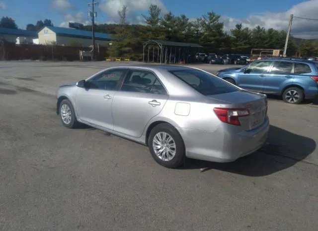 Photo 2 VIN: 4T4BF1FK3CR269548 - TOYOTA CAMRY 