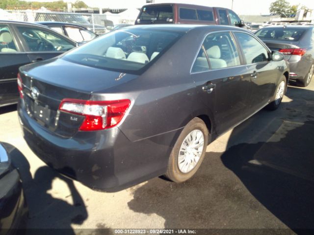 Photo 3 VIN: 4T4BF1FK3DR284391 - TOYOTA CAMRY 