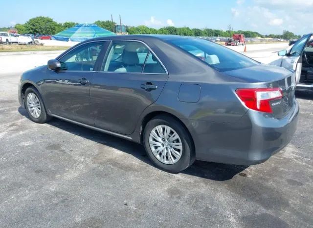 Photo 2 VIN: 4T4BF1FK3DR289283 - TOYOTA CAMRY 