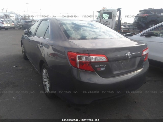 Photo 2 VIN: 4T4BF1FK3ER386923 - TOYOTA CAMRY 