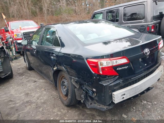 Photo 2 VIN: 4T4BF1FK3ER395203 - TOYOTA CAMRY 