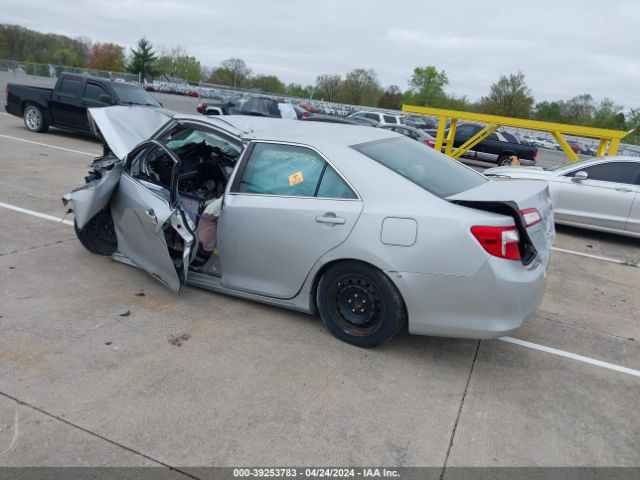 Photo 2 VIN: 4T4BF1FK3ER399915 - TOYOTA CAMRY 