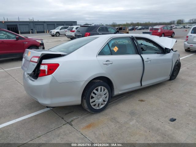 Photo 3 VIN: 4T4BF1FK3ER399915 - TOYOTA CAMRY 