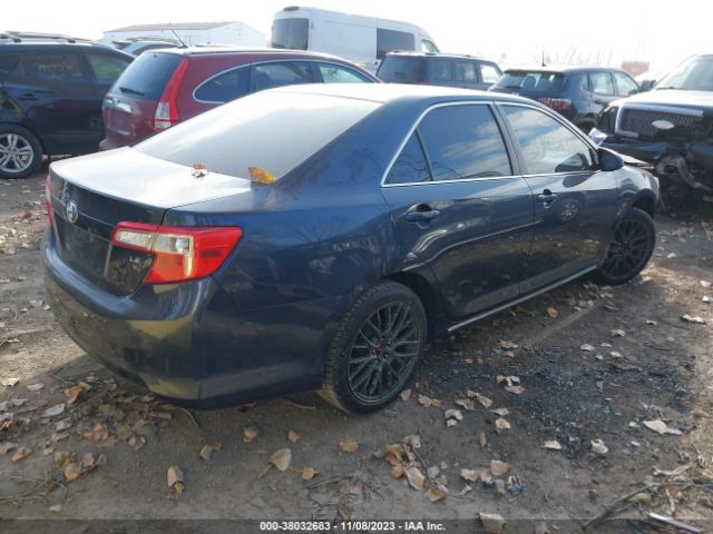 Photo 3 VIN: 4T4BF1FK3ER418494 - TOYOTA CAMRY 