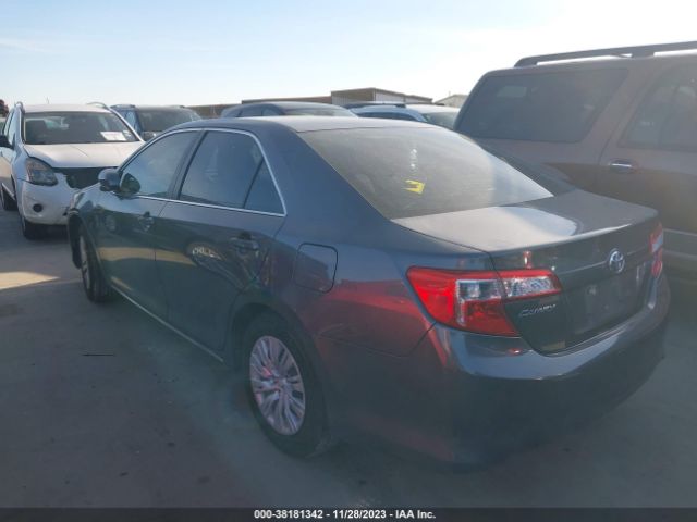 Photo 2 VIN: 4T4BF1FK3ER421086 - TOYOTA CAMRY 