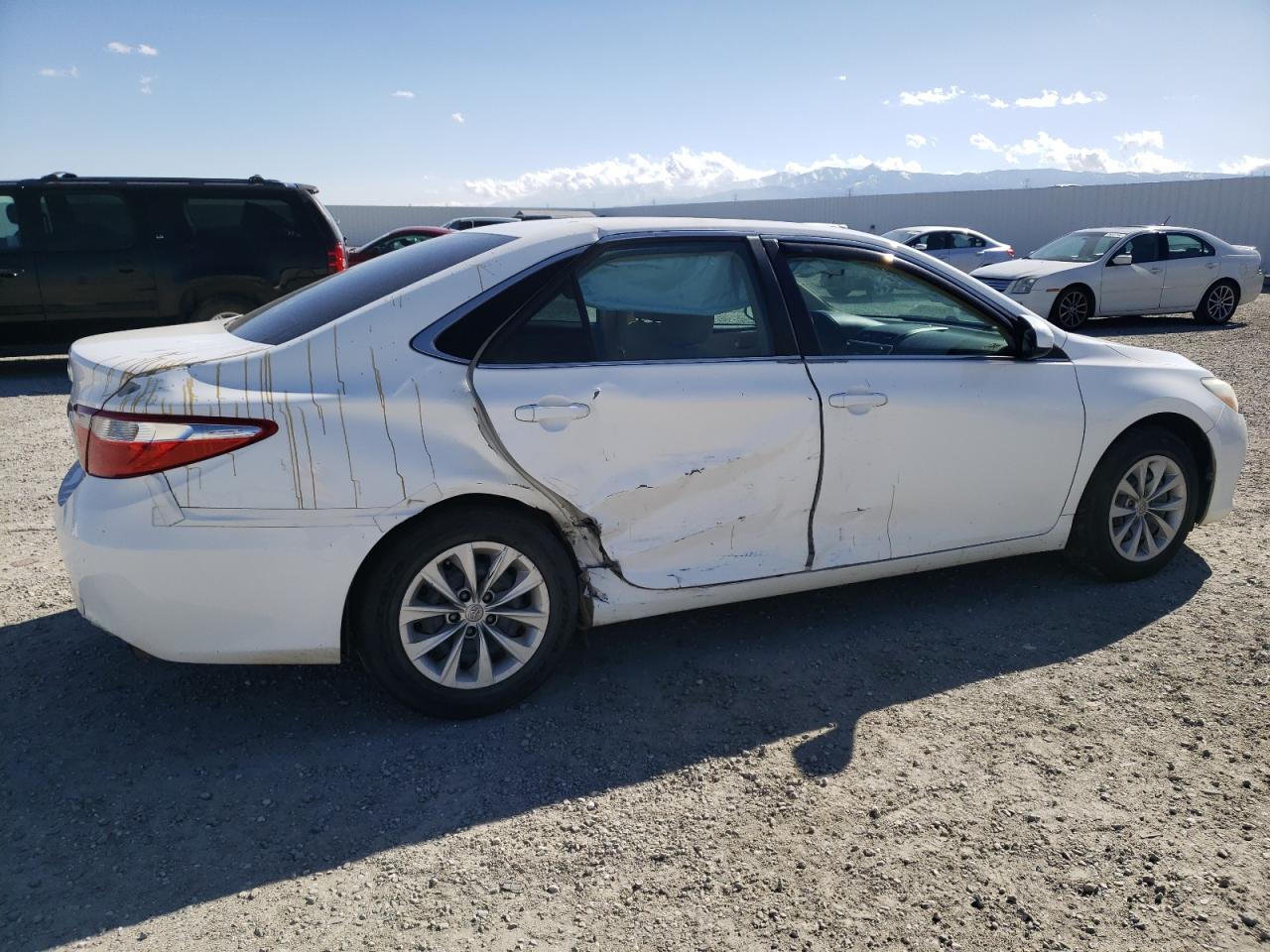 Photo 2 VIN: 4T4BF1FK3FR453537 - TOYOTA CAMRY 