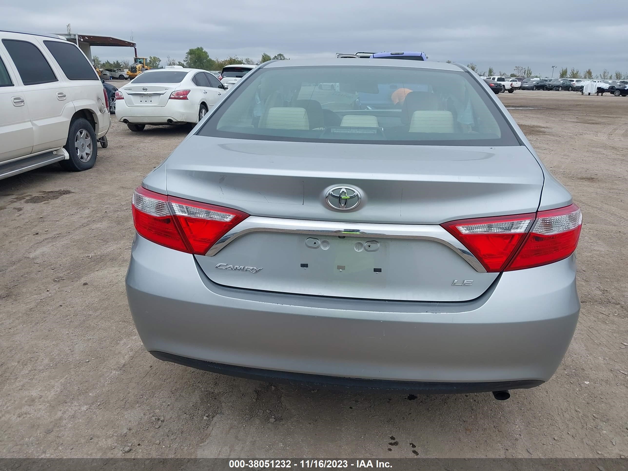 Photo 14 VIN: 4T4BF1FK3FR480317 - TOYOTA CAMRY 