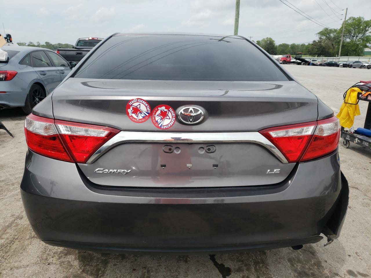 Photo 5 VIN: 4T4BF1FK3FR482262 - TOYOTA CAMRY 