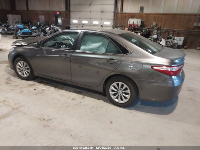 Photo 2 VIN: 4T4BF1FK3FR507628 - TOYOTA CAMRY 