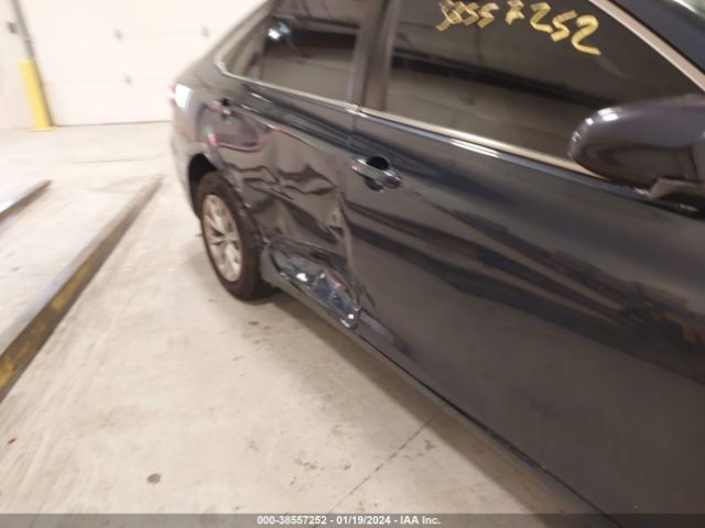 Photo 5 VIN: 4T4BF1FK3GR530456 - TOYOTA CAMRY 