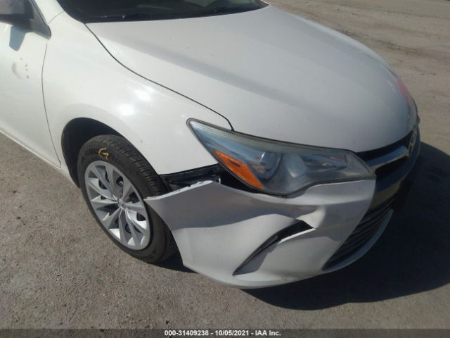 Photo 5 VIN: 4T4BF1FK3GR532739 - TOYOTA CAMRY 