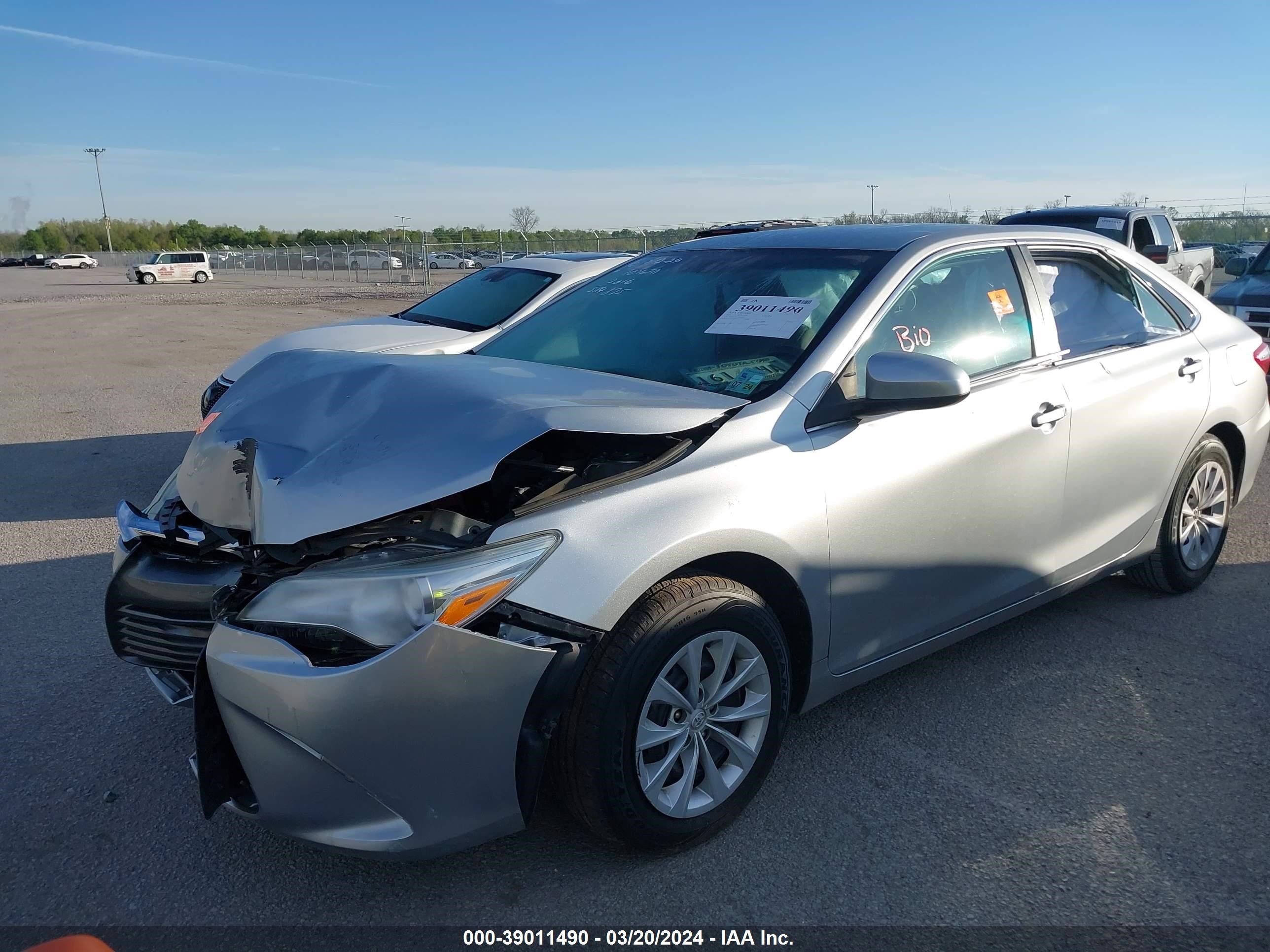 Photo 1 VIN: 4T4BF1FK3GR581875 - TOYOTA CAMRY 