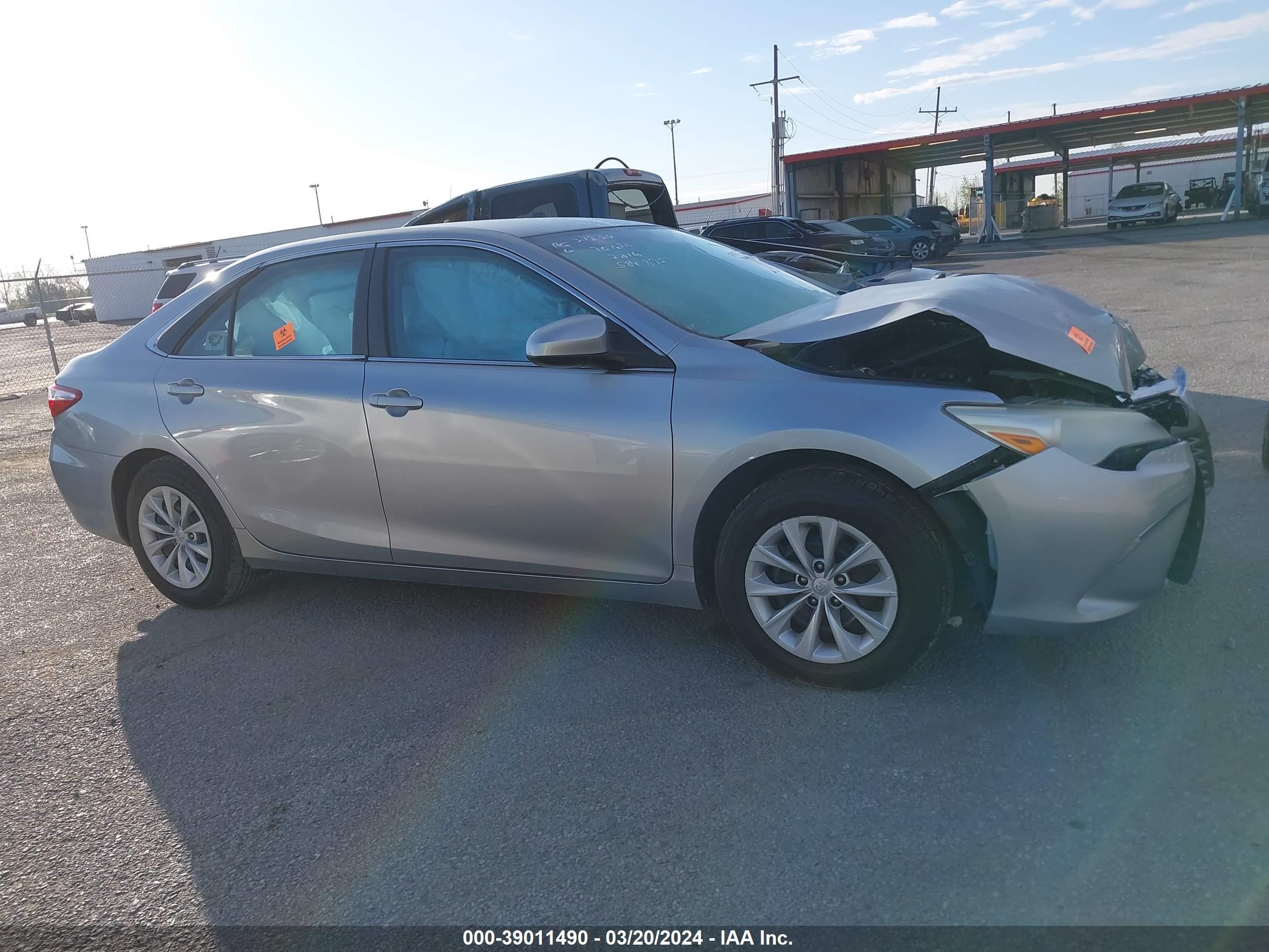 Photo 12 VIN: 4T4BF1FK3GR581875 - TOYOTA CAMRY 