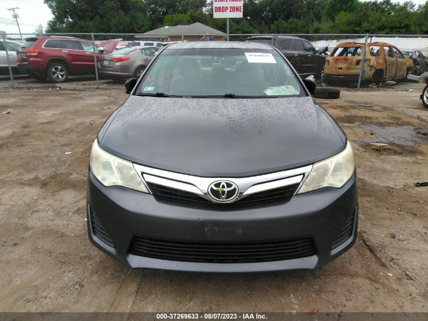 Photo 11 VIN: 4T4BF1FK4CR190101 - TOYOTA CAMRY 