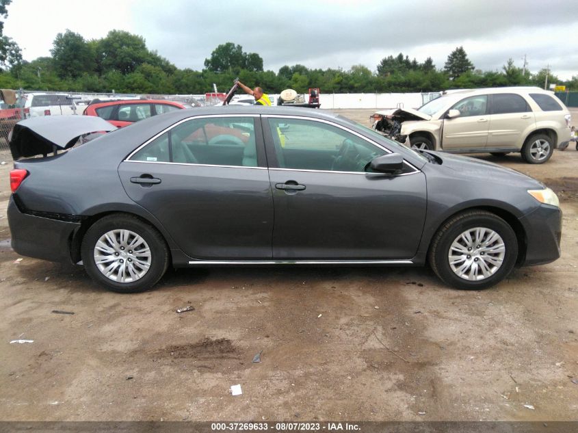 Photo 12 VIN: 4T4BF1FK4CR190101 - TOYOTA CAMRY 