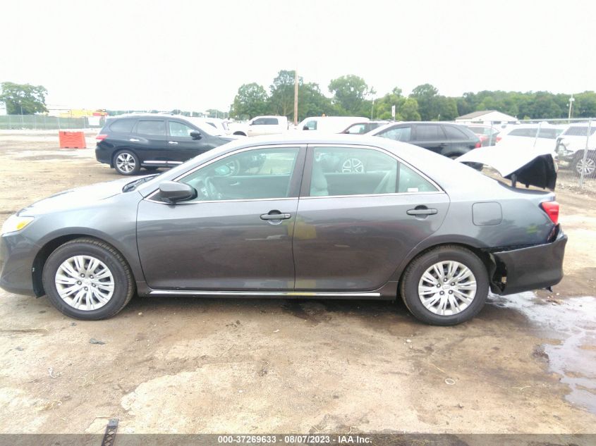 Photo 13 VIN: 4T4BF1FK4CR190101 - TOYOTA CAMRY 