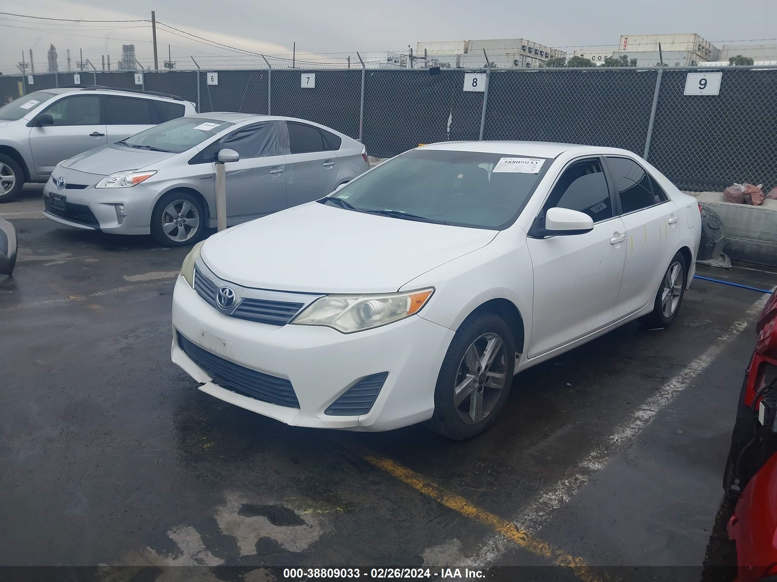 Photo 1 VIN: 4T4BF1FK4CR213831 - TOYOTA CAMRY 