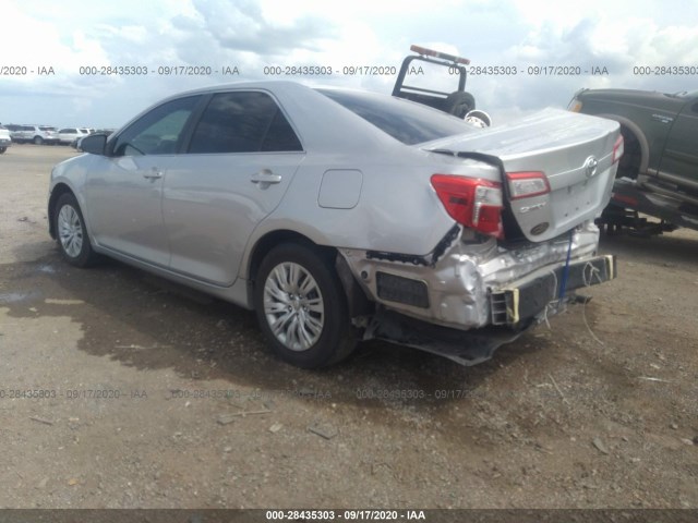 Photo 2 VIN: 4T4BF1FK4CR215630 - TOYOTA CAMRY 