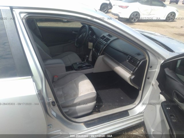 Photo 4 VIN: 4T4BF1FK4CR215630 - TOYOTA CAMRY 