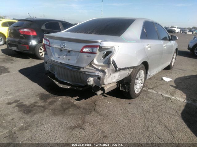 Photo 3 VIN: 4T4BF1FK4CR231018 - TOYOTA CAMRY 