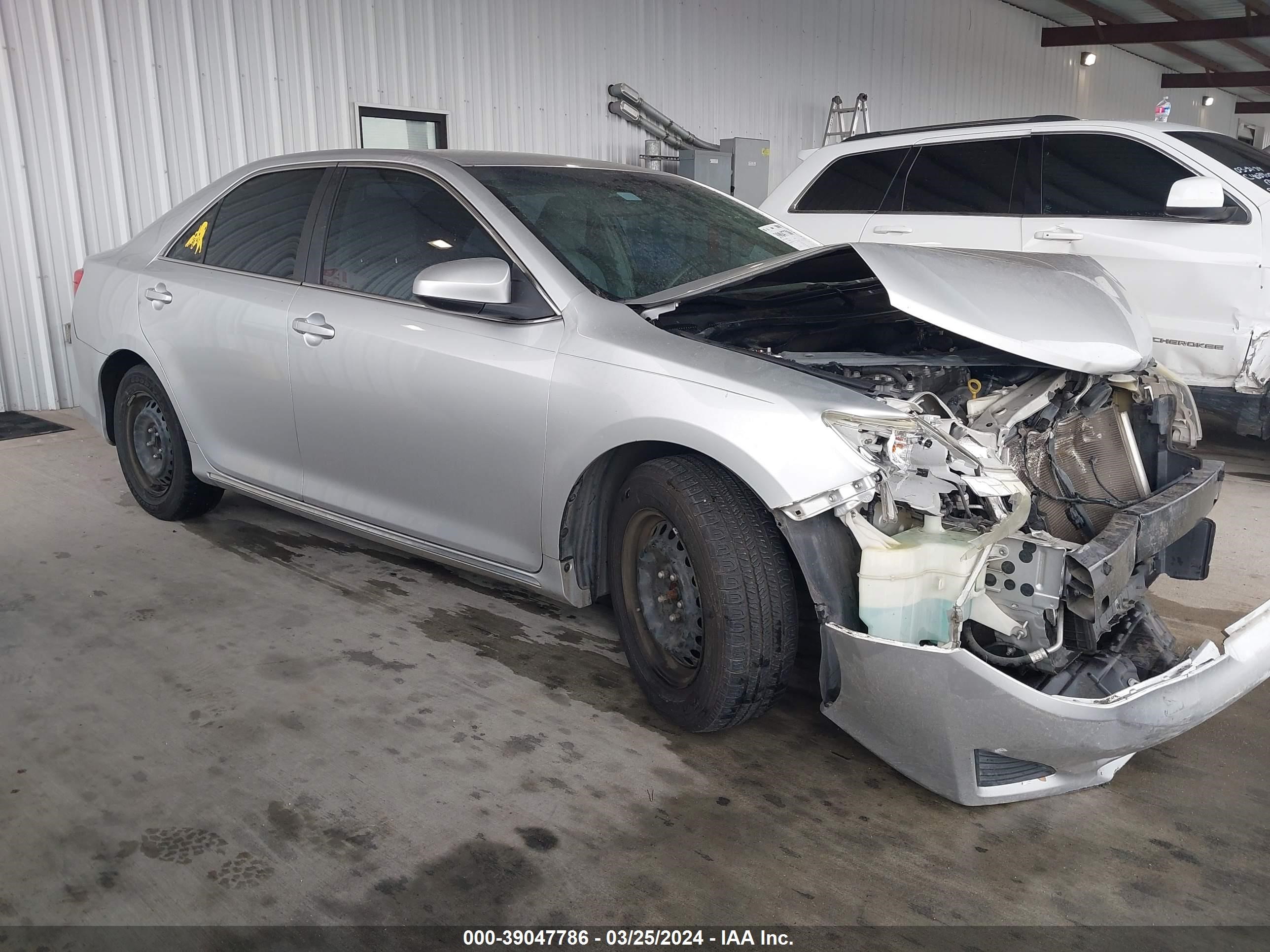 Photo 0 VIN: 4T4BF1FK4CR269445 - TOYOTA CAMRY 