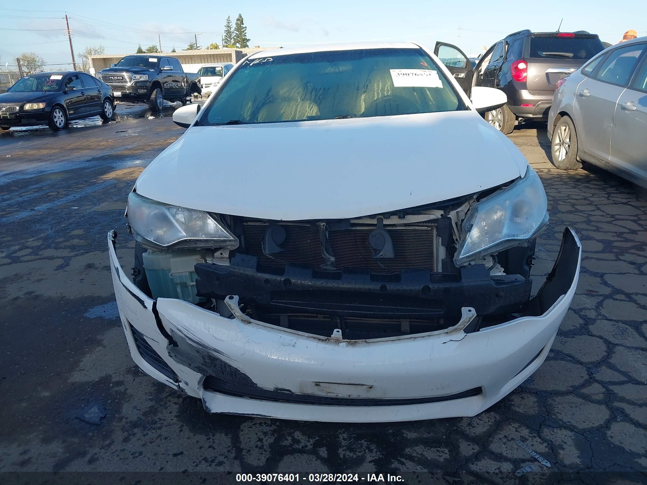 Photo 11 VIN: 4T4BF1FK4DR275280 - TOYOTA CAMRY 