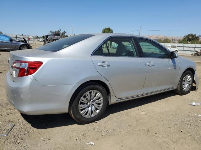 Photo 2 VIN: 4T4BF1FK4DR277661 - TOYOTA CAMRY L 