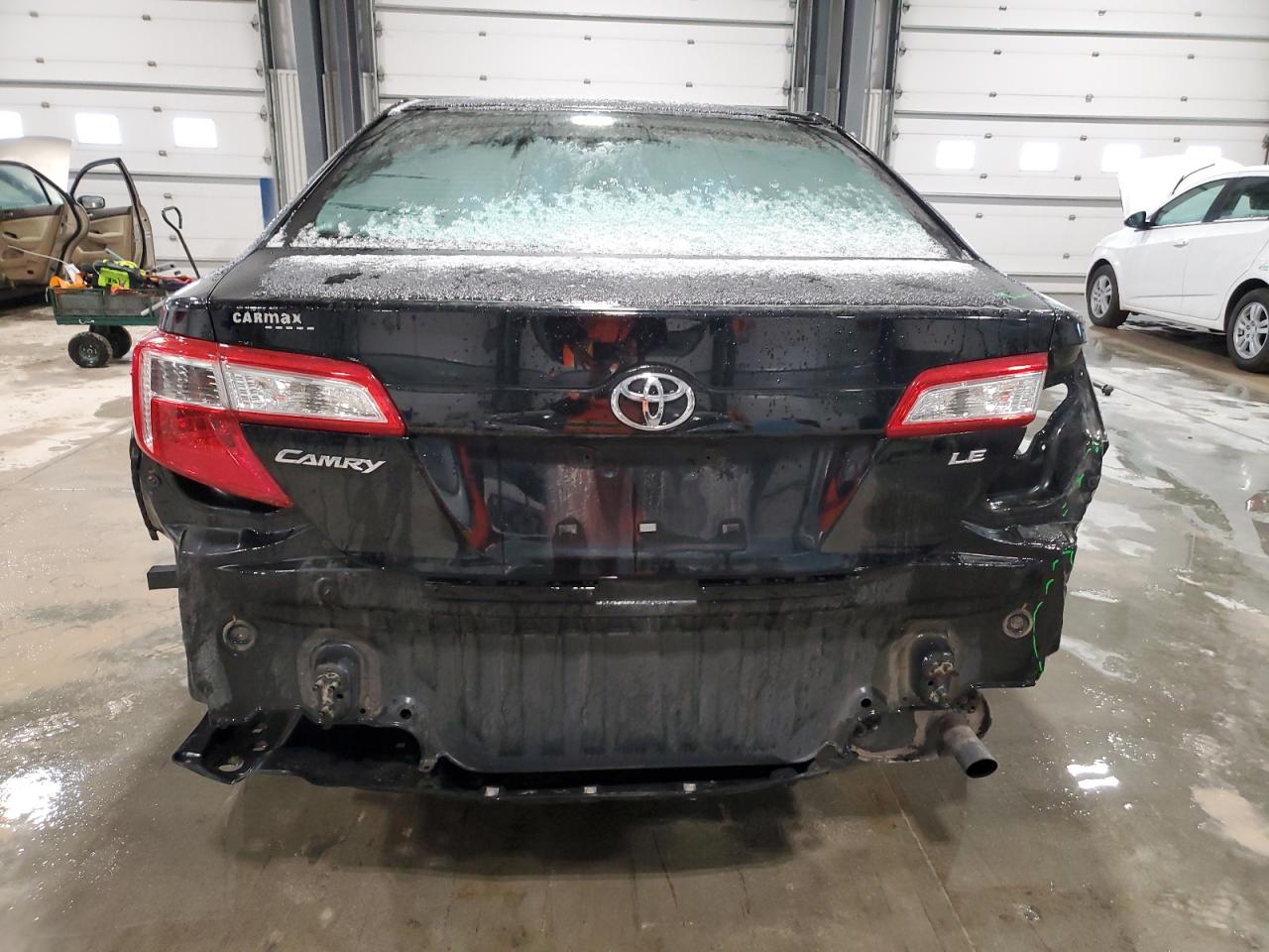 Photo 5 VIN: 4T4BF1FK4DR320671 - TOYOTA CAMRY 