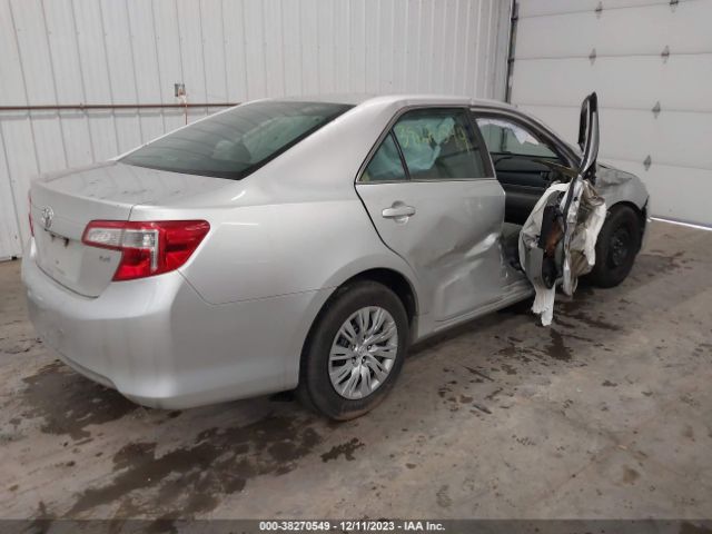 Photo 3 VIN: 4T4BF1FK4ER344082 - TOYOTA CAMRY 