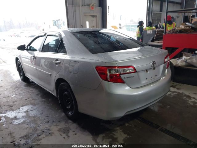 Photo 2 VIN: 4T4BF1FK4ER355566 - TOYOTA CAMRY 