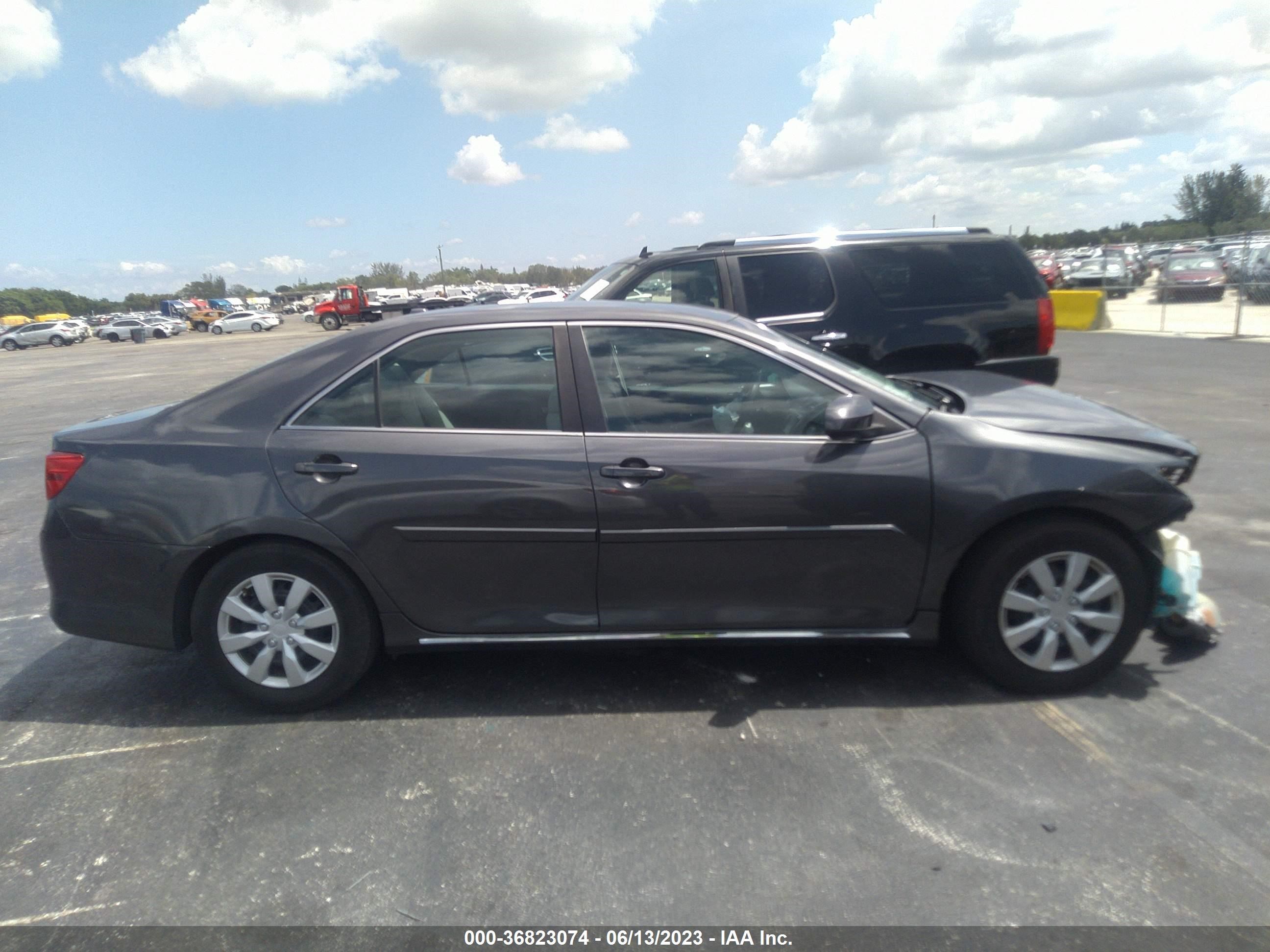 Photo 13 VIN: 4T4BF1FK4ER373386 - TOYOTA CAMRY 