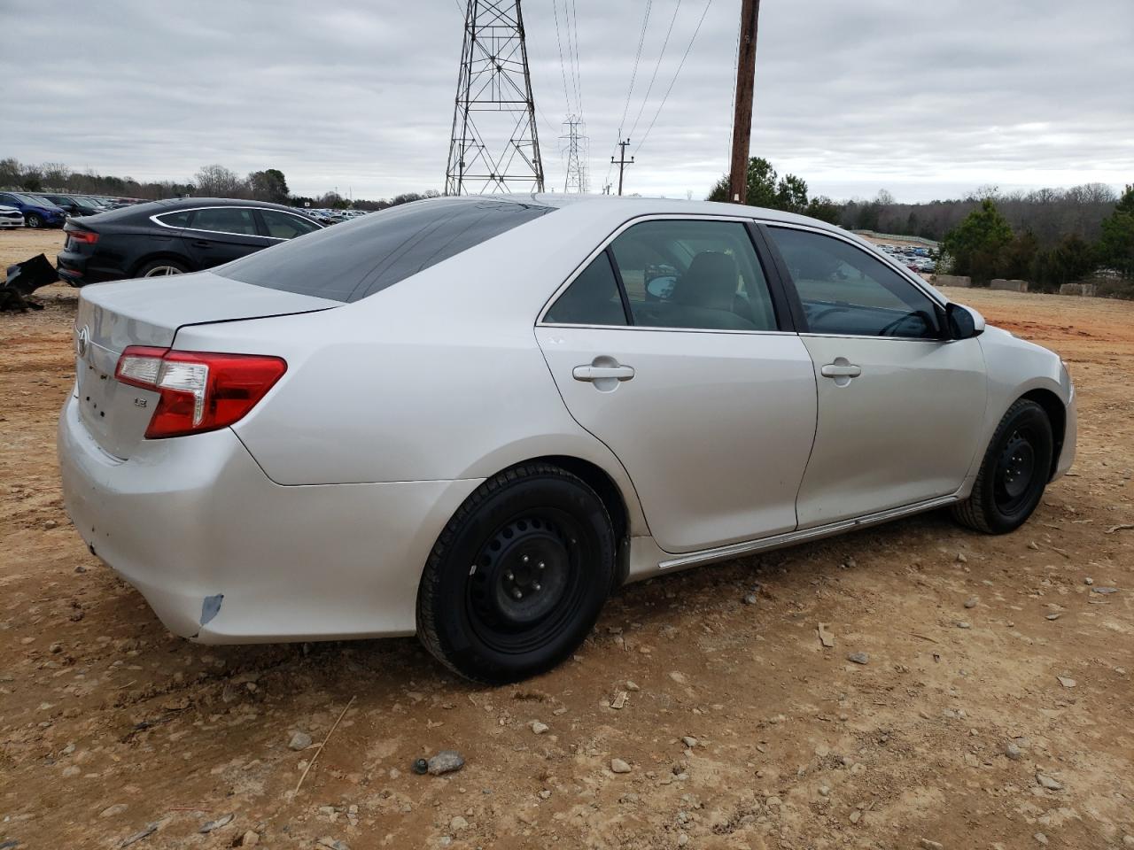 Photo 2 VIN: 4T4BF1FK4ER403633 - TOYOTA CAMRY 