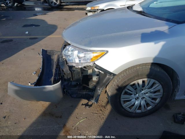 Photo 5 VIN: 4T4BF1FK4ER405236 - TOYOTA CAMRY 