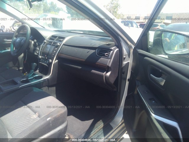 Photo 4 VIN: 4T4BF1FK4FR465714 - TOYOTA CAMRY 