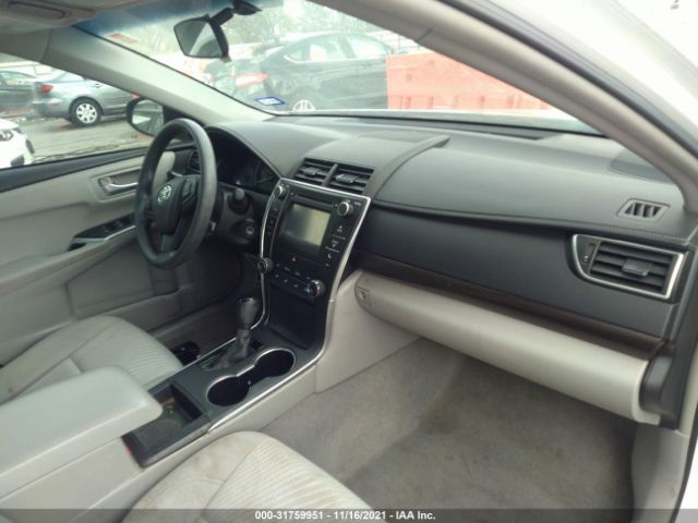 Photo 4 VIN: 4T4BF1FK4FR480519 - TOYOTA CAMRY 