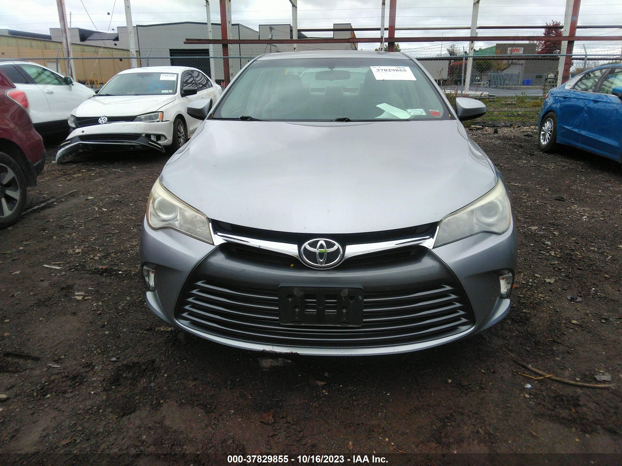 Photo 11 VIN: 4T4BF1FK4FR492069 - TOYOTA CAMRY 