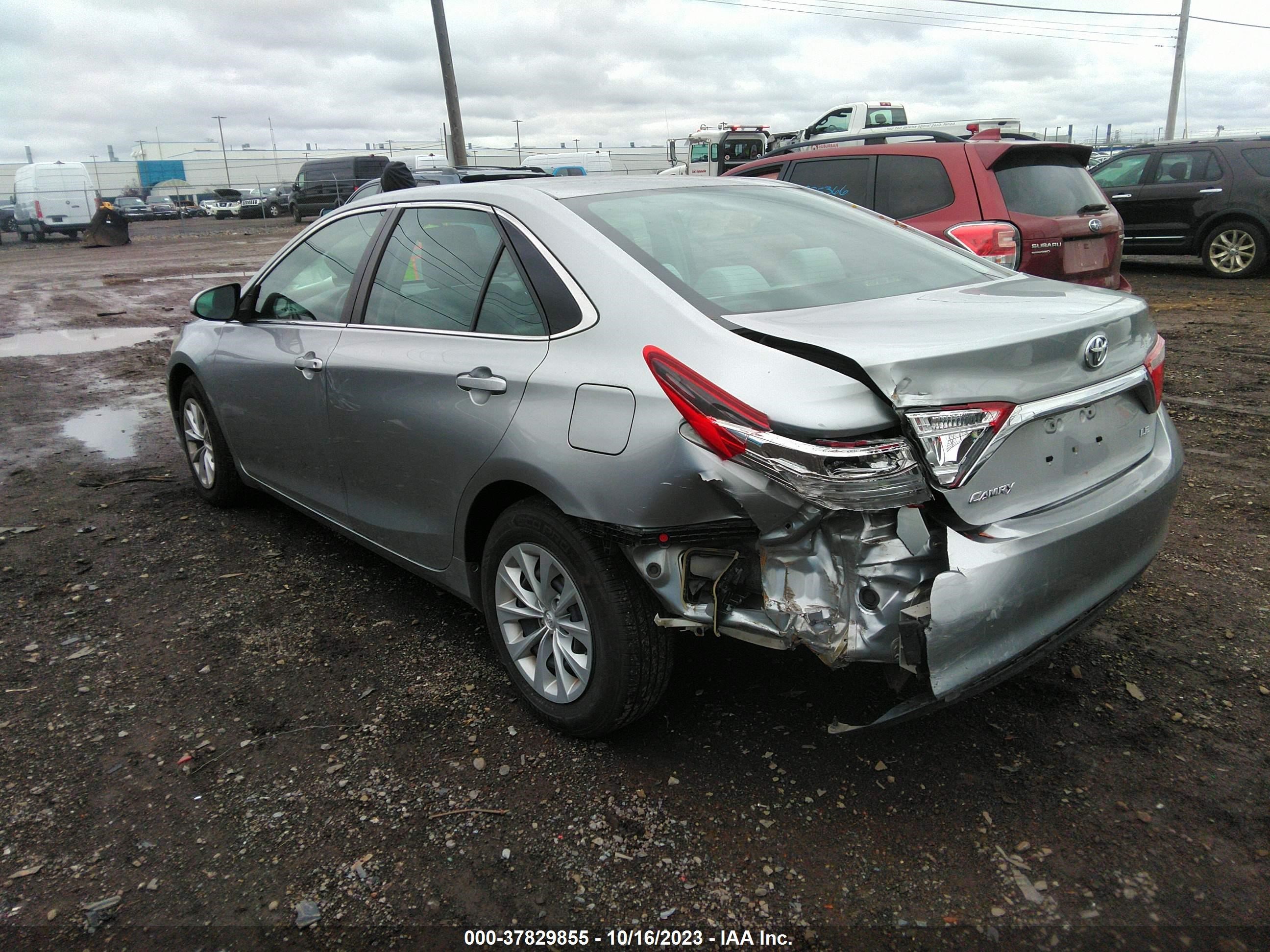 Photo 2 VIN: 4T4BF1FK4FR492069 - TOYOTA CAMRY 