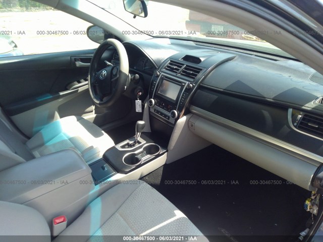 Photo 4 VIN: 4T4BF1FK5CR231710 - TOYOTA CAMRY 