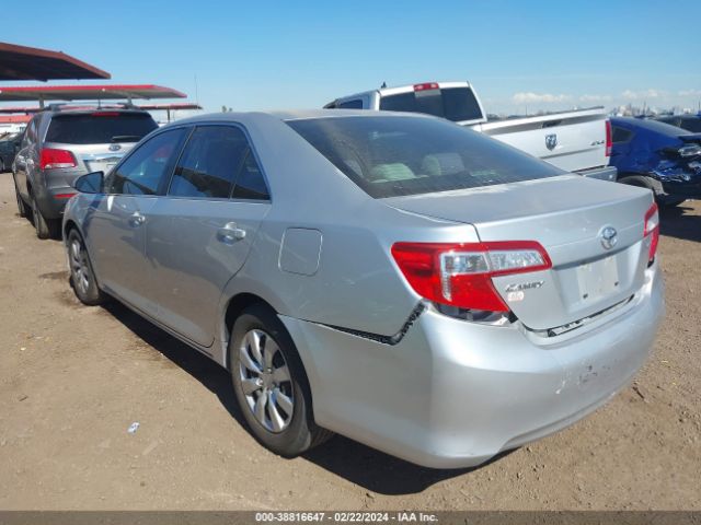 Photo 2 VIN: 4T4BF1FK5CR239516 - TOYOTA CAMRY 