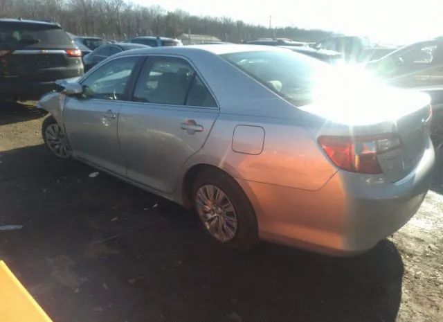 Photo 2 VIN: 4T4BF1FK5CR241217 - TOYOTA CAMRY 