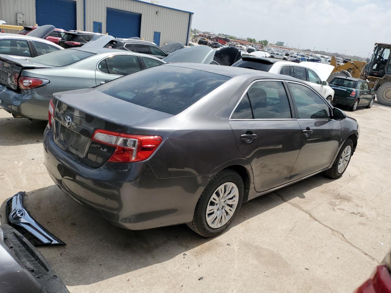 Photo 2 VIN: 4T4BF1FK5CR255019 - TOYOTA CAMRY 