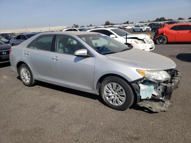 Photo 3 VIN: 4T4BF1FK5CR261645 - TOYOTA CAMRY BASE 