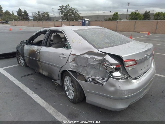 Photo 2 VIN: 4T4BF1FK5DR328052 - TOYOTA CAMRY 