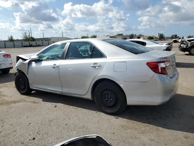 Photo 1 VIN: 4T4BF1FK5DR332389 - TOYOTA CAMRY L 