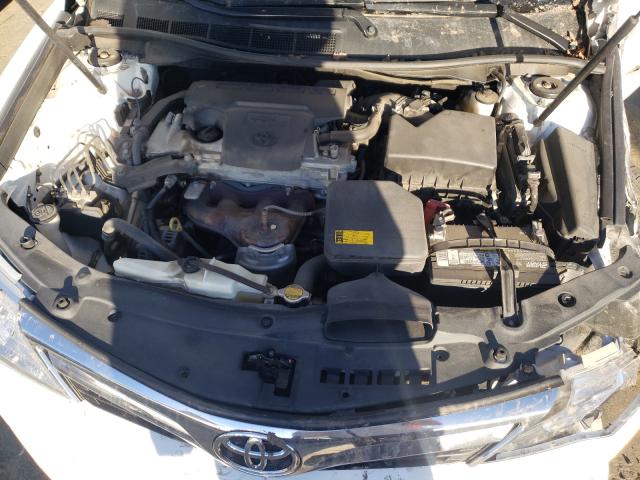 Photo 6 VIN: 4T4BF1FK5ER344382 - TOYOTA CAMRY L 